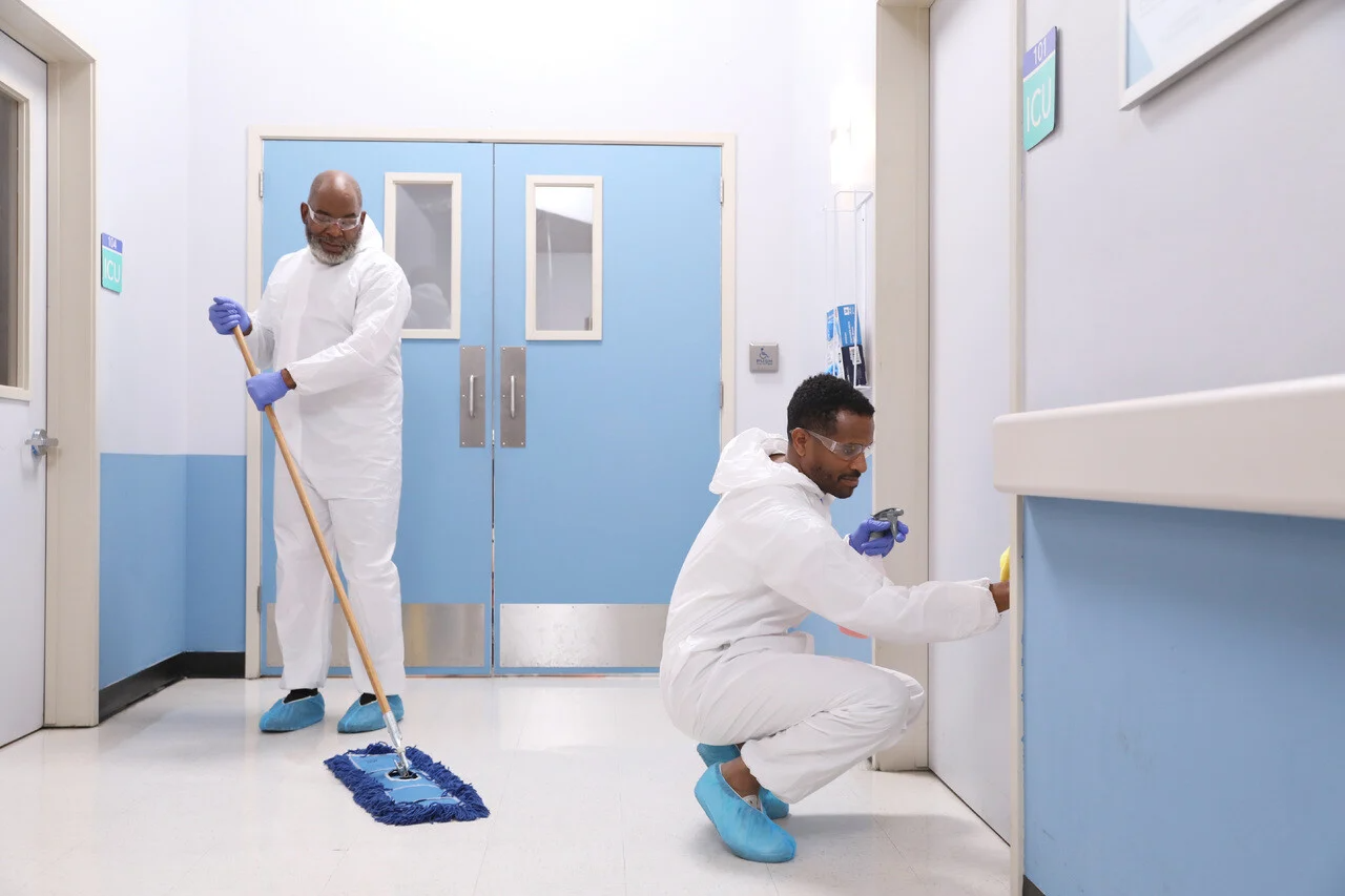 3b0ea-cleaning-medical-facility-1.png